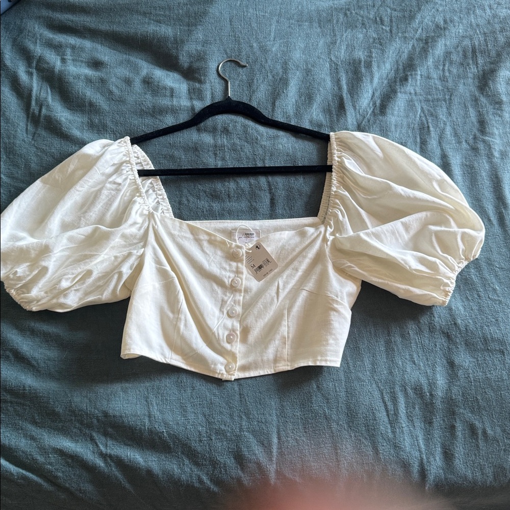 White Puff Sleeve Crop Top